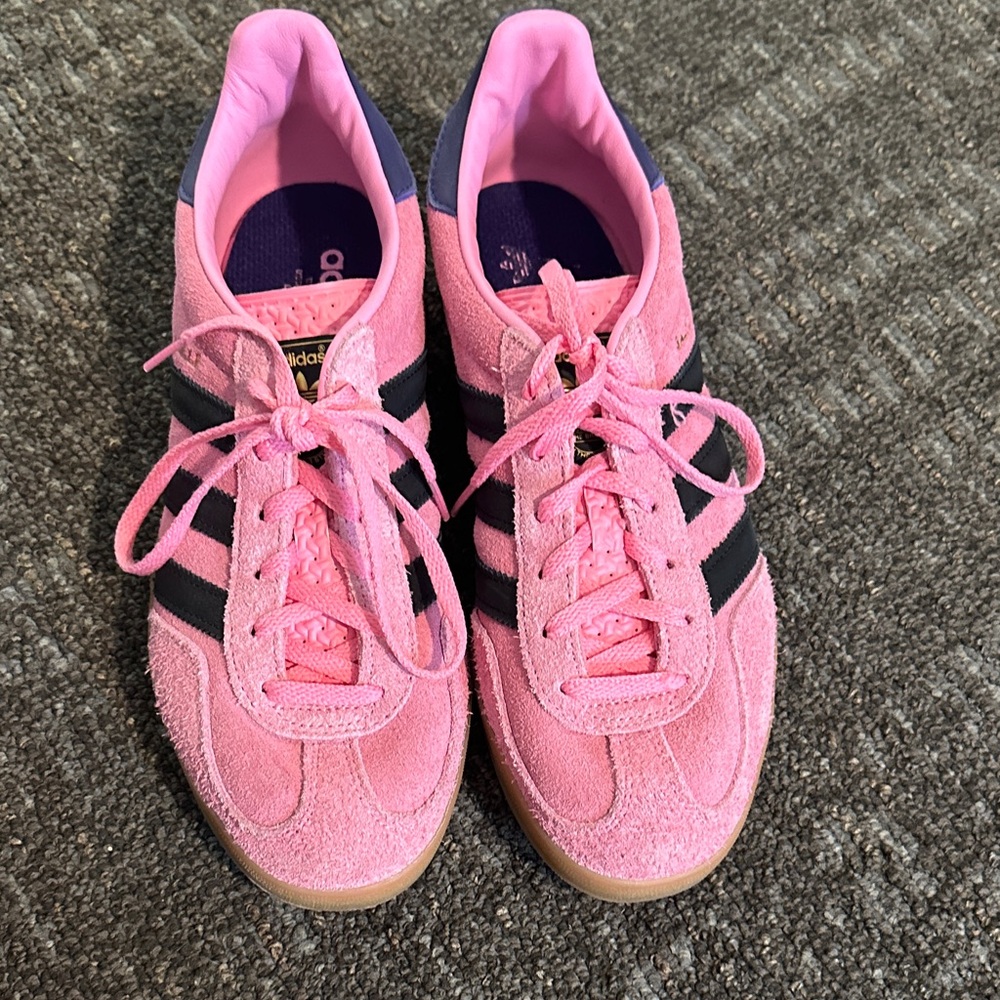 Adidas Gazelle Women's Pink and Black Sneakers